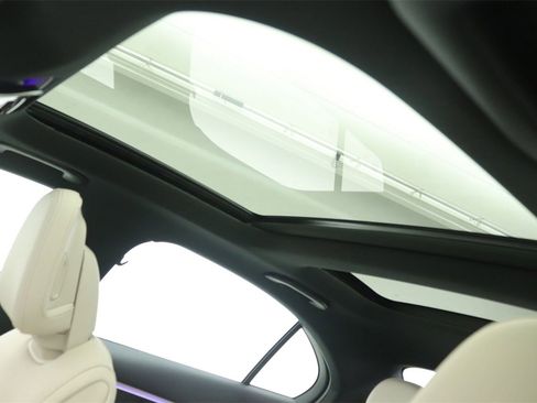 New 2025 Mercedes-Benz C 300 Sedan image 11