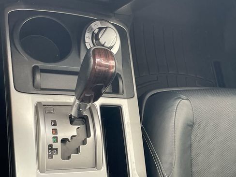 Used 2016 Toyota 4Runner Limited AWD/4WD image 20