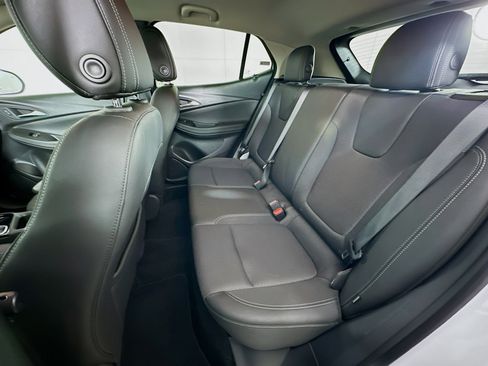 Used 2025 Buick Encore GX Preferred image 26