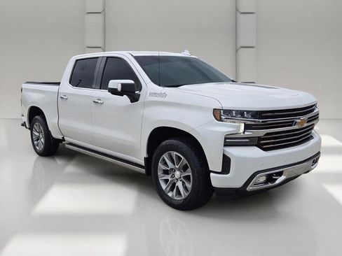 Used 2022 Chevrolet Silverado 1500 High Country w/ Z71 Off-Road Package AWD/4WD image 7