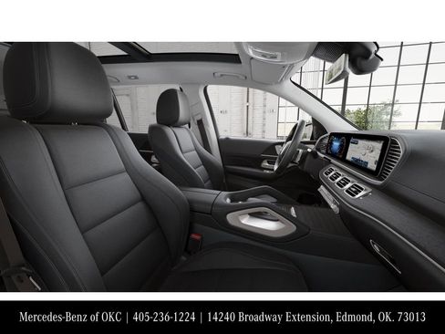 New 2026 Mercedes-Benz GLS 450 4MATIC image 4