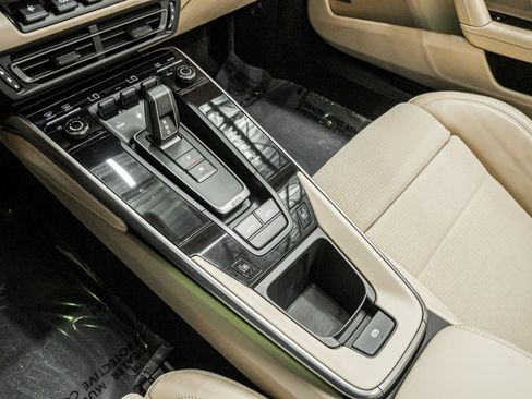 Used 2021 Porsche 911 Targa 4S Heritage Design image 30