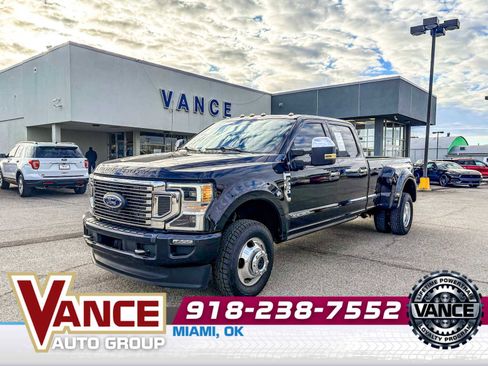 Used 2022 Ford F350 Platinum image 3