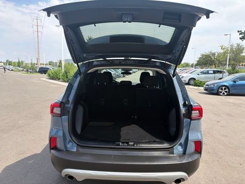 Used 2025 Ford Escape Active AWD/4WD image 15