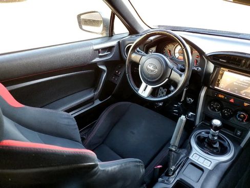 Used 2013 Scion FR-S RWD image 22
