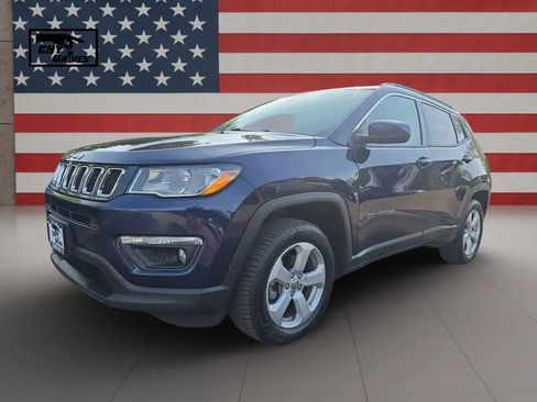 Used 2021 Jeep Compass Latitude w/ Convenience Group AWD/4WD image 1