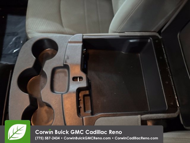 Used 2014 RAM 2500 Tradesman w/ Chrome Appearance Group AWD/4WD image 24