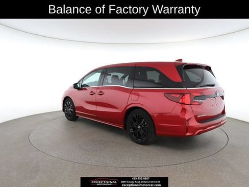 Used 2025 Honda Odyssey Sport-L image 11