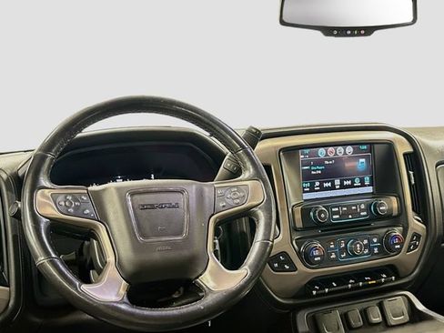 Used 2019 GMC Sierra 2500 Denali AWD/4WD image 18