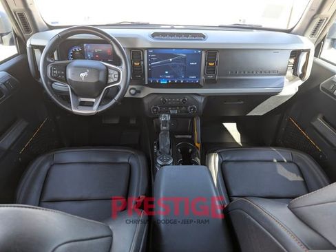 Used 2023 Ford Bronco Badlands image 27