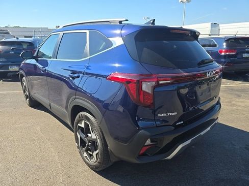 Certified 2024 Kia Seltos EX AWD/4WD image 6
