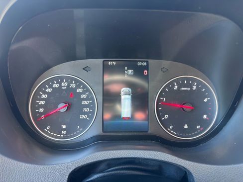 Used 2024 Mercedes-Benz Sprinter 2500 image 18