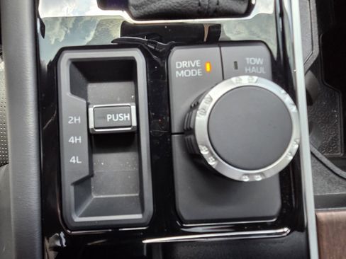 Certified 2025 Toyota Sequoia Capstone AWD/4WD image 17
