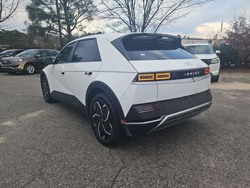 Used 2024 Hyundai Ioniq 5 SE image 8