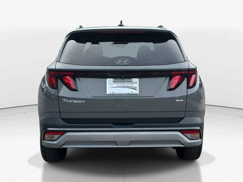 Used 2025 Hyundai Tucson SEL FWD image 7