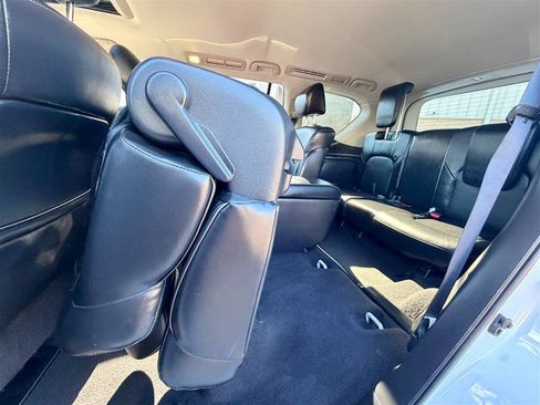 Used 2019 INFINITI QX80 Luxe AWD/4WD image 29
