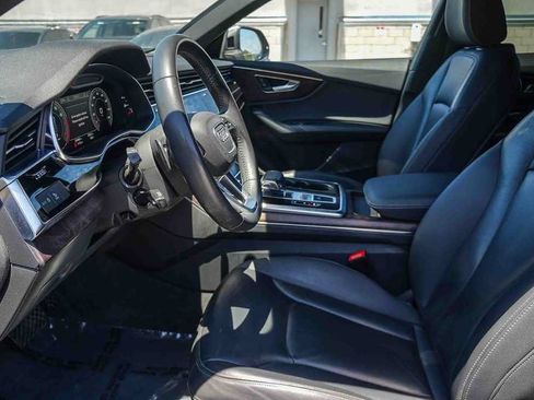 Used 2019 Audi Q8 Premium w/ Convenience Package AWD/4WD image 20