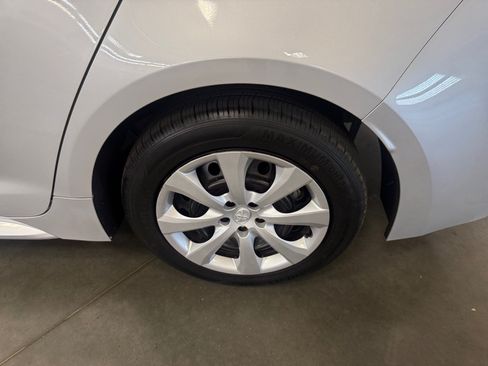 Used 2025 Toyota Corolla LE FWD image 26