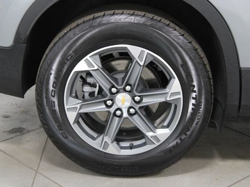 Used 2025 Chevrolet Blazer LT image 13