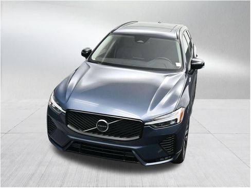 New 2026 Volvo XC60 B5 Plus AWD/4WD image 23