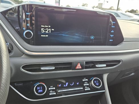 Used 2023 Hyundai Sonata SEL Plus image 18
