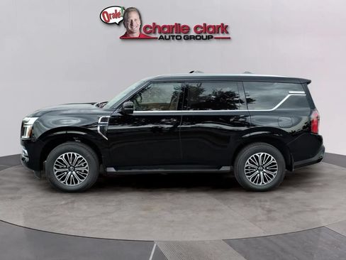 New 2026 Nissan Armada SL w/ Captain's Chari Seat Package AWD/4WD image 2