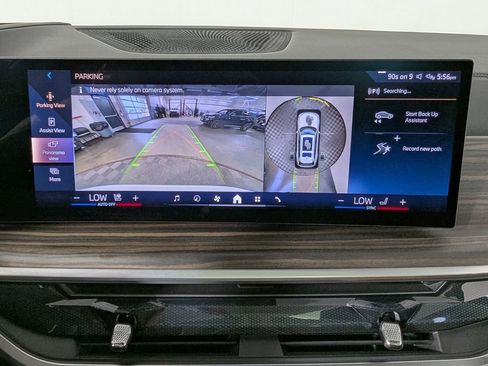 Used 2025 BMW X7 xDrive40i w/ Parking Assistance Package AWD/4WD image 22