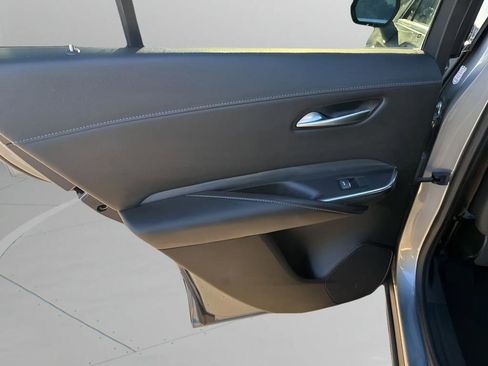 Used 2024 Cadillac XT4 Premium Luxury image 17