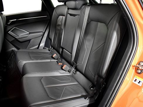 Used 2021 Audi Q3 2.0T Premium Plus w/ Premium Plus Package image 39