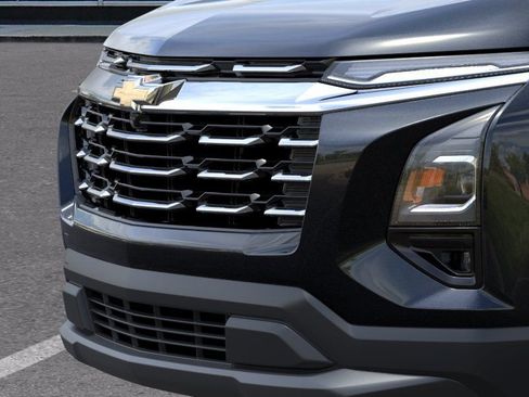 New 2026 Chevrolet Equinox LT w/ Safety and Technology Package FWD image 13
