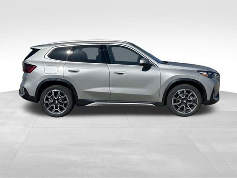 New 2026 BMW X1 xDrive28i w/ Technology Package AWD/4WD image 2