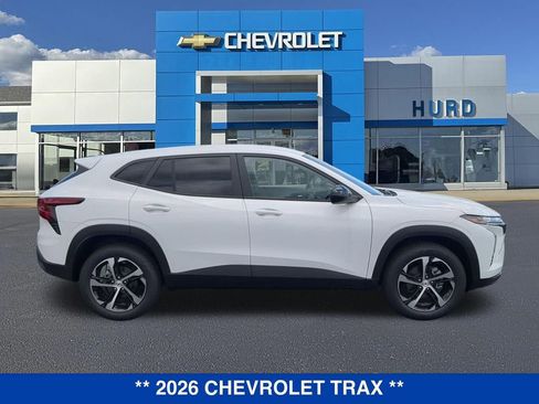 New 2026 Chevrolet Trax RS w/ Driver Confidence Package FWD image 3