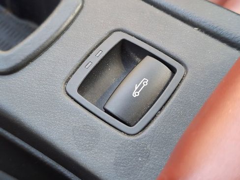 Used 2012 BMW M3 Base image 30