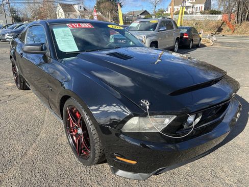 Used 2012 Ford Mustang GT image 3