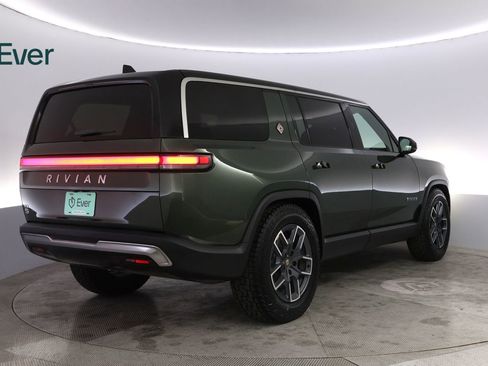 Used 2025 Rivian R1S Adventure image 3
