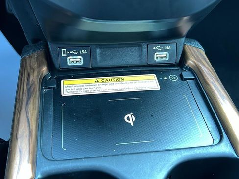 Used 2022 Honda CR-V Touring image 26