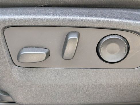 Used 2022 Chevrolet Tahoe RST w/ Luxury Package image 39