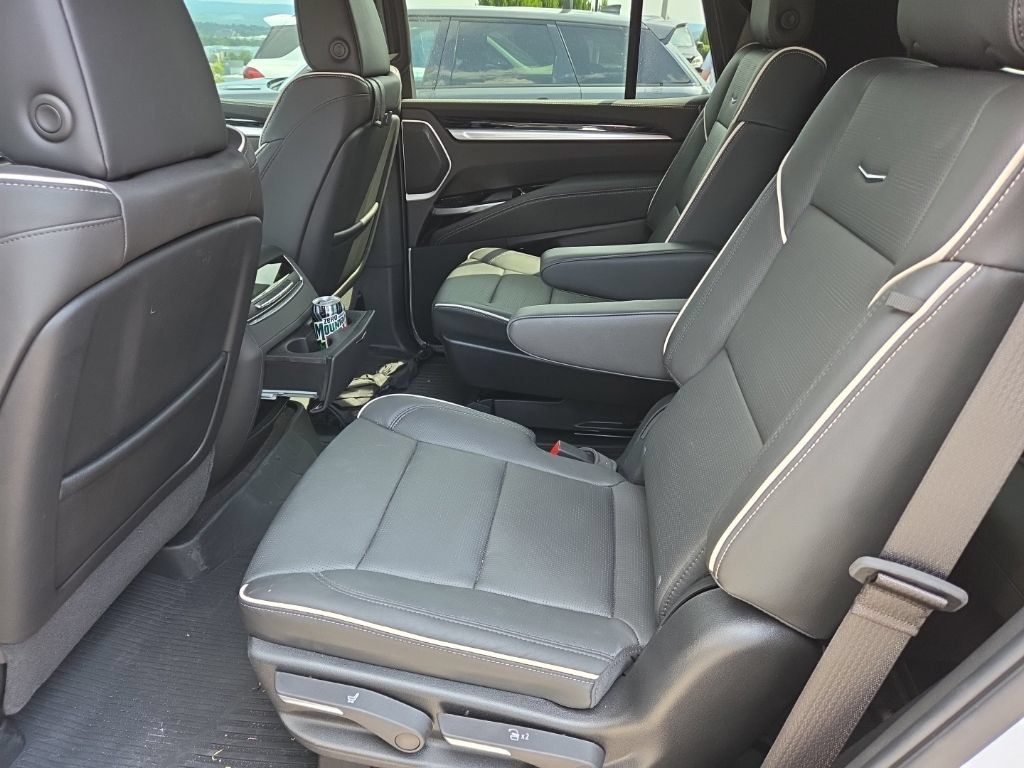 Used 2026 Cadillac Escalade Sport w/ LPO, ONYX Package AWD/4WD image 6