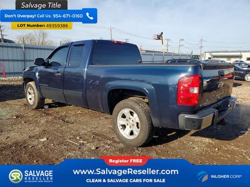 Used 2007 Chevrolet Silverado 1500 LT AWD/4WD image 3