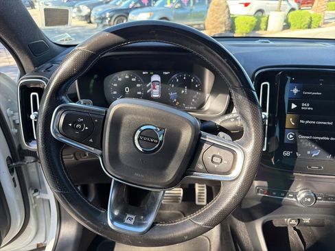Used 2020 Volvo XC40 T5 R-Design w/ Protection Package AWD/4WD image 7