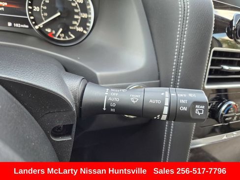 Used 2023 Nissan Armada Platinum w/ Captain's Chairs Package RWD image 27