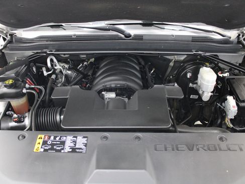 Used 2019 Chevrolet Tahoe LS image 10