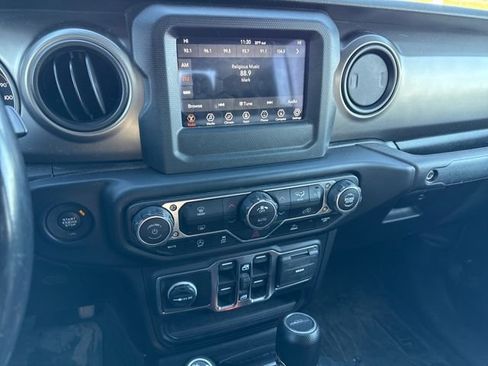 Used 2020 Jeep Gladiator Sport w/ Quick Order Package 24S image 22