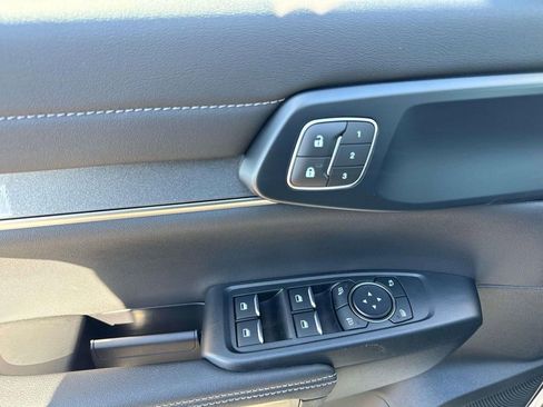 Used 2024 Ford Ranger Lariat w/ FX4 Off-Road Package image 21