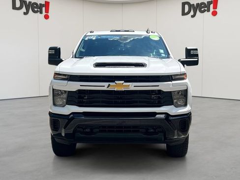 Used 2024 Chevrolet Silverado 2500 Custom w/ Custom Value Package AWD/4WD image 9