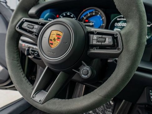 Used 2022 Porsche 911 Carrera 4 GTS w/ Premium Package AWD/4WD image 63