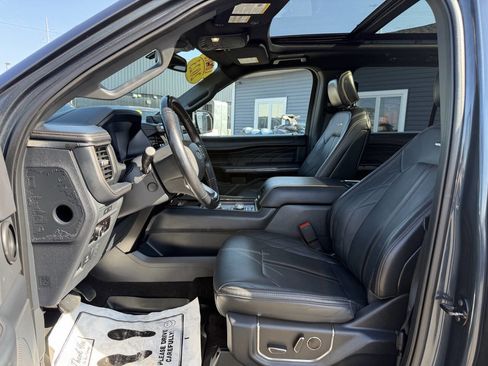 Used 2023 Ford Expedition Max Platinum AWD/4WD image 12