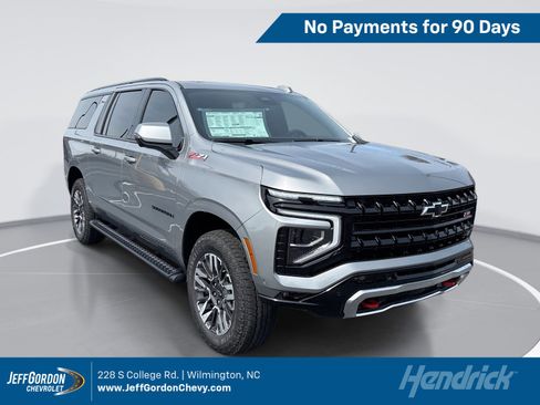 New 2026 Chevrolet Suburban Z71 w/ Comfort Package AWD/4WD image 1