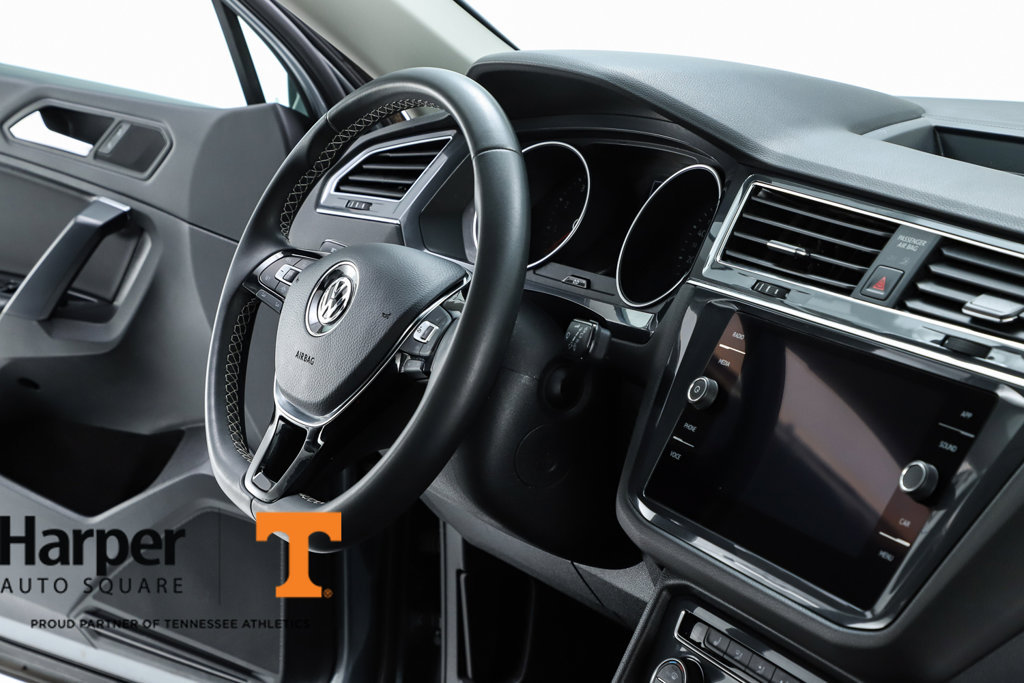 Used 2021 Volkswagen Tiguan SE FWD image 70