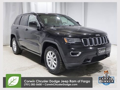Used 2021 Jeep Grand Cherokee Laredo AWD/4WD image 1